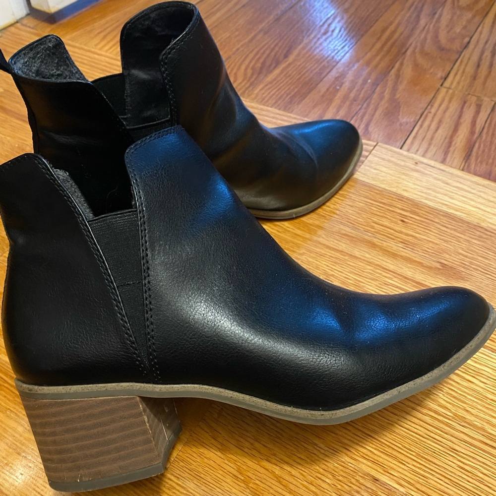 Dr Scholl’s Chelsea Boots